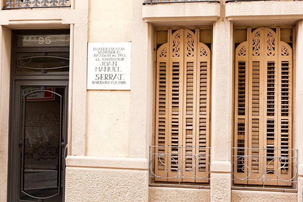 Piso En Poblesec Apartment Barcelona Exterior photo